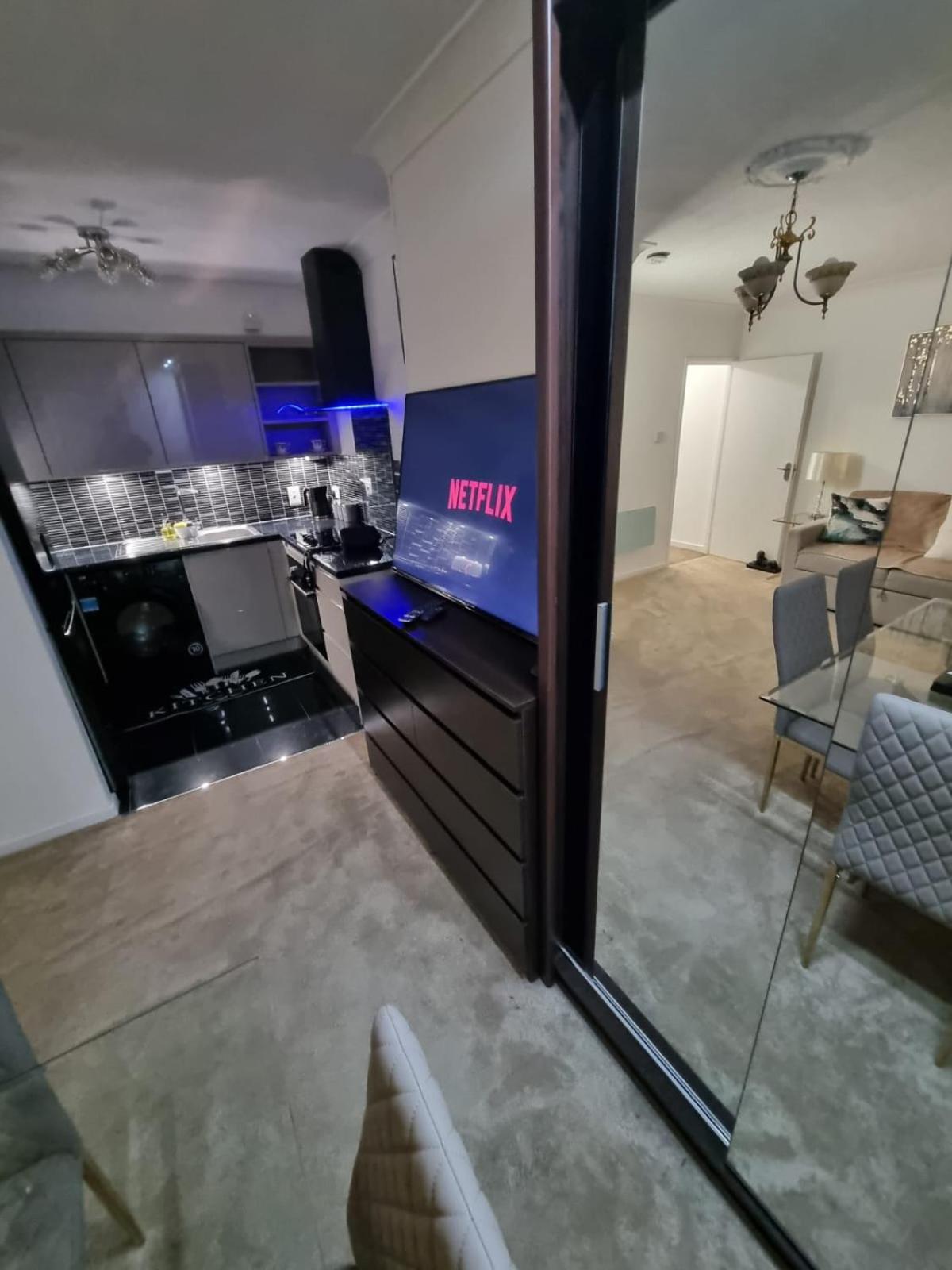 Stylish London Apartment & Free Parking Eksteriør bilde