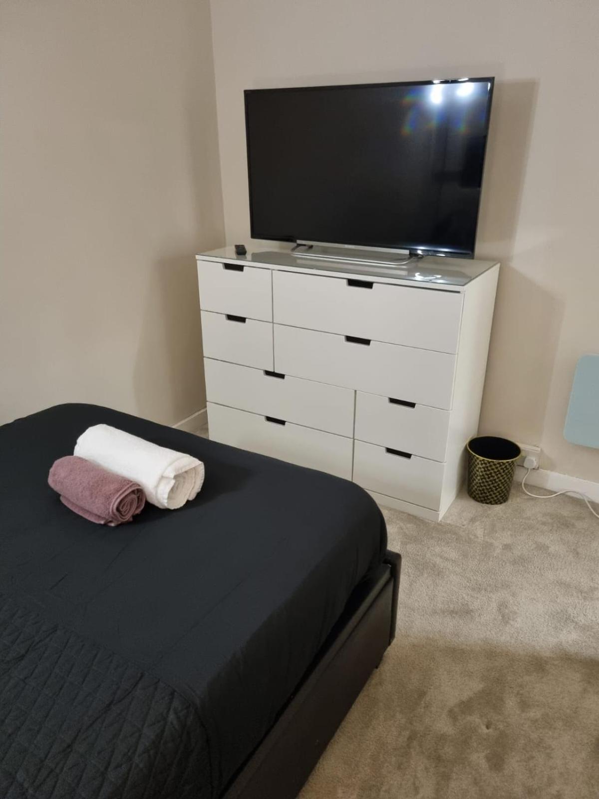 Stylish London Apartment & Free Parking Eksteriør bilde