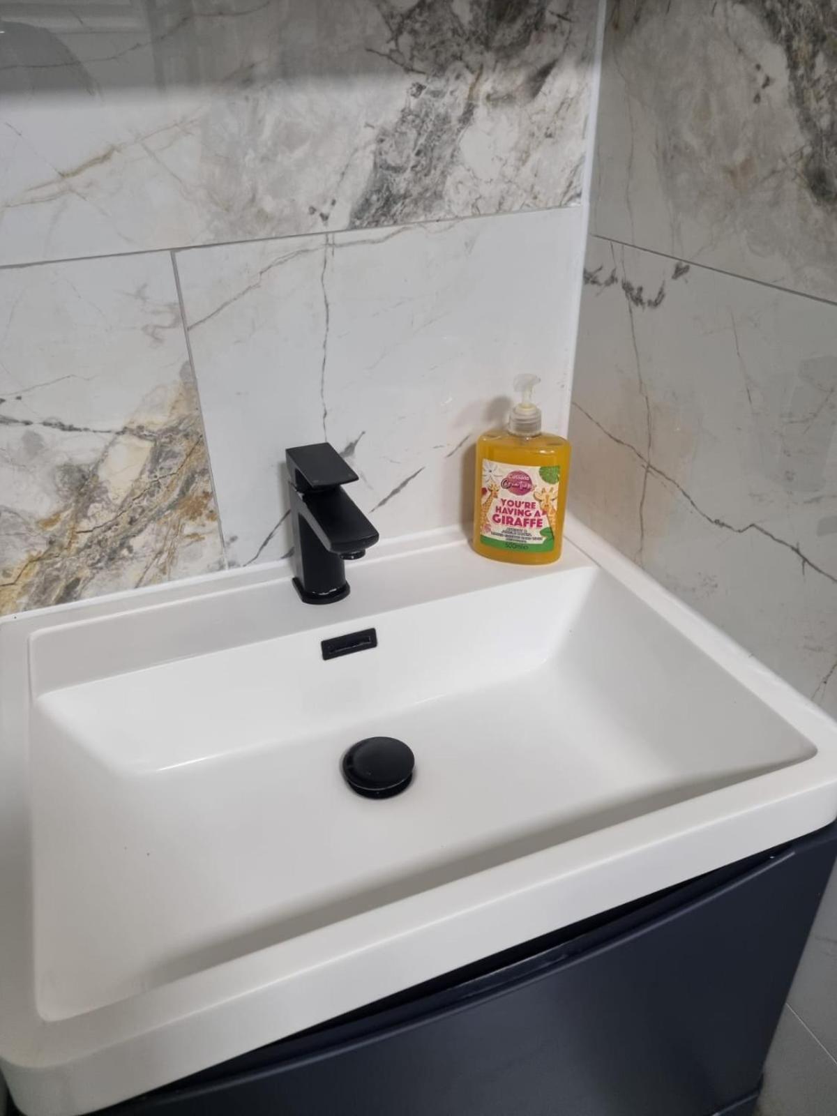 Stylish London Apartment & Free Parking Eksteriør bilde